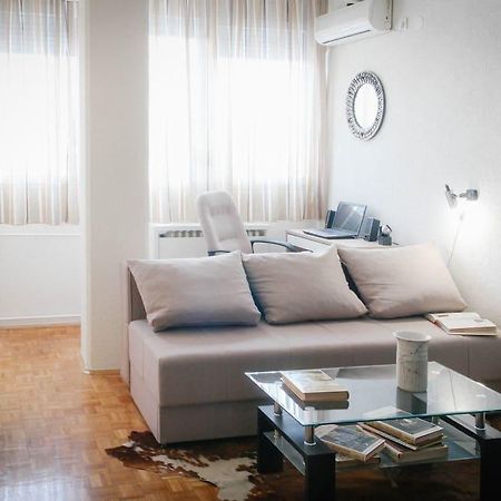 בלגרד Apartment La Bombonera מראה חיצוני תמונה