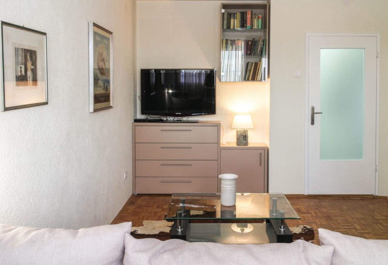 בלגרד Apartment La Bombonera מראה חיצוני תמונה